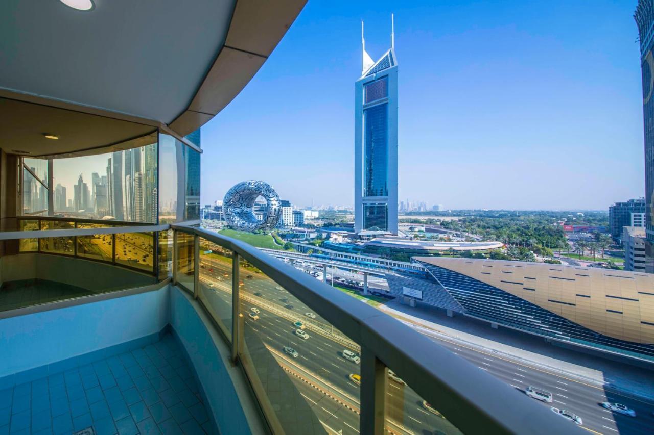 Apartamento Maison Privee - Millennium Executive Tower Dubái Exterior foto